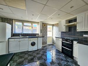 Photo 19- click for photo gallery